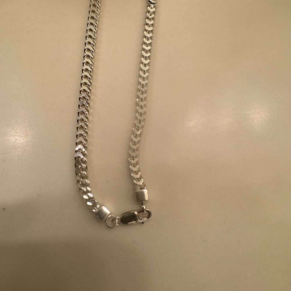 Silver Chain - Picture 2 of 2